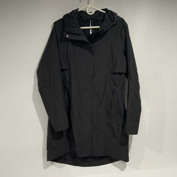 Lululemon Sz 12 Rain Rebel Jacket Black W4BOGS - Picture 5 of 12